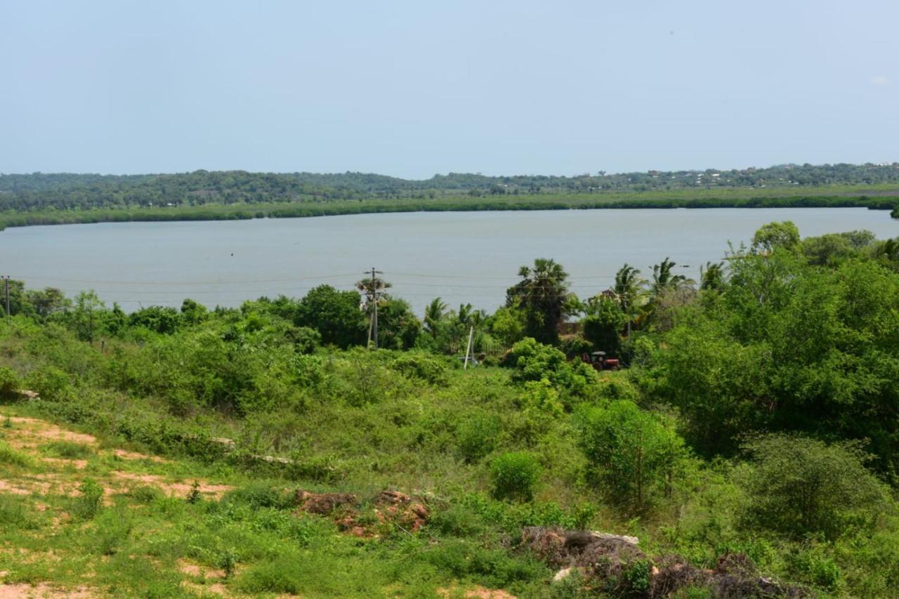 Sunntop Cabana Trincomalee Exterior foto
